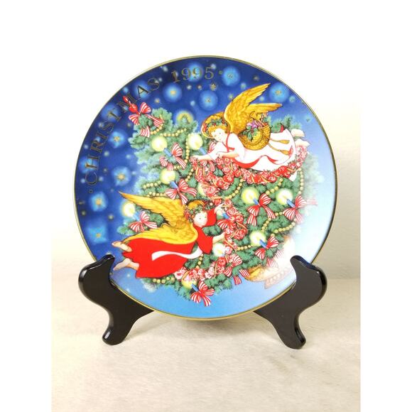 Christmas Plate 1995 Trimming The Tree Peggy Toole Porcelain Trim 22k Gold Vtg - Picture 1 of 12